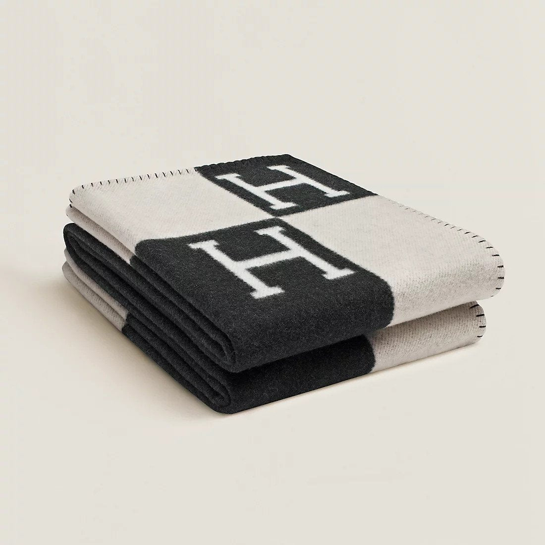 Cashmere and Wool Blanket, Soft and Elegant Throw 0