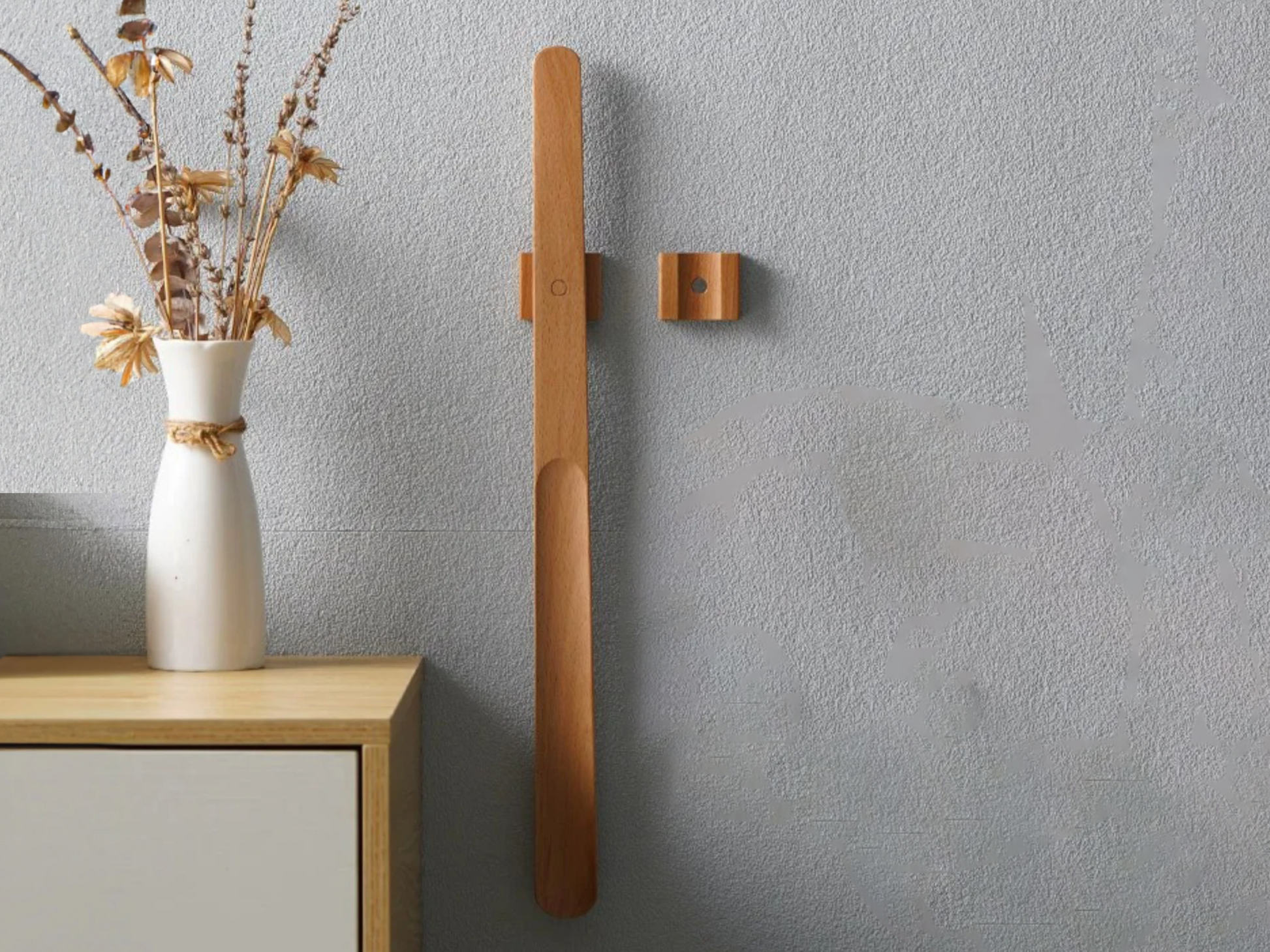Long Handled Wooden Shoehorn with Magnetic Base, 55 cm Beech Wood 0