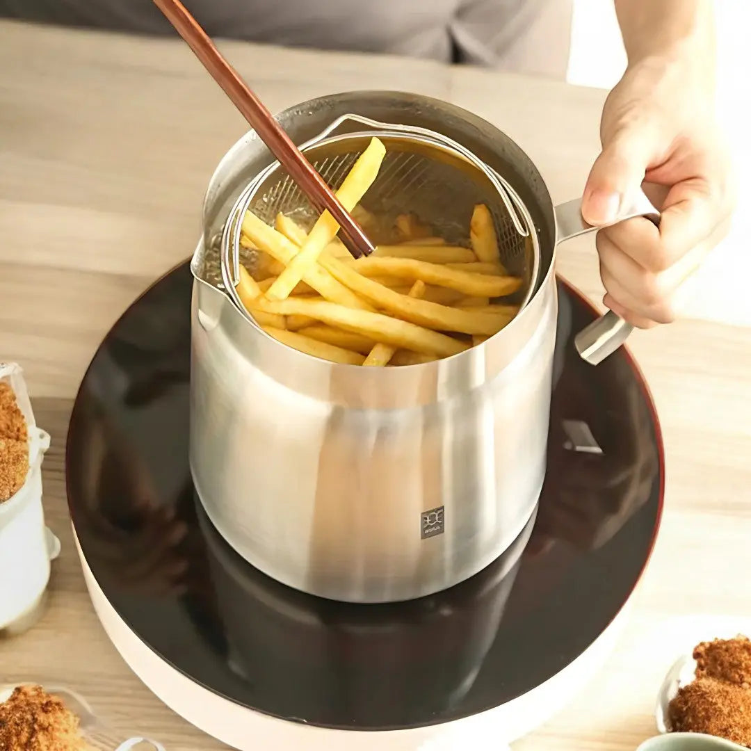 Oil Strainer Frying Pot, Stainless Steel with Built-In Filter Net 2