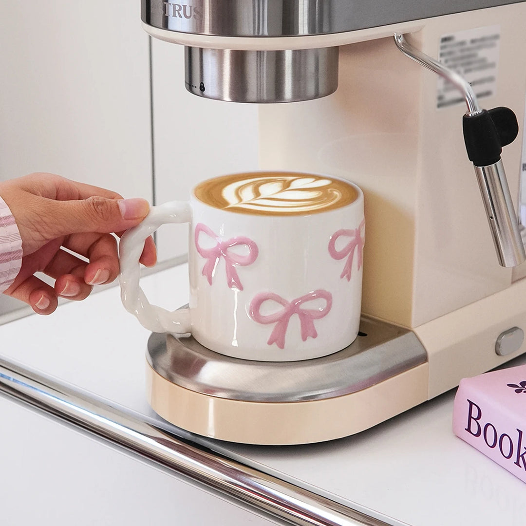 1Pc 13.4oz Pink Ceramic Mug with Bowknot, Ceramic Cup with Twisted Handle, Exquisite and Simple Pink Embossed Cup, Suitable for Latte Art in Coffee Shops, Home Decor Drinkware, Drinking Cup for Kitchen, Living Room, Bedroom, Gift for Giving