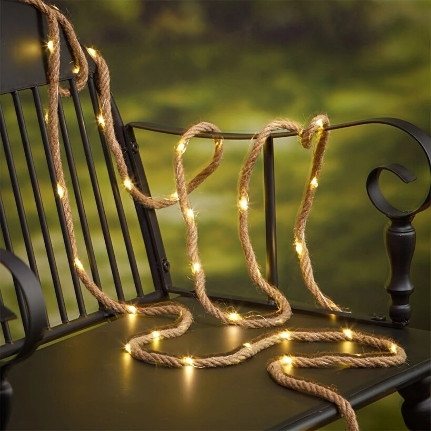 Solar-Powered Hemp Rope Light, Waterproof Outdoor Lighting with Automatic Sensor 3