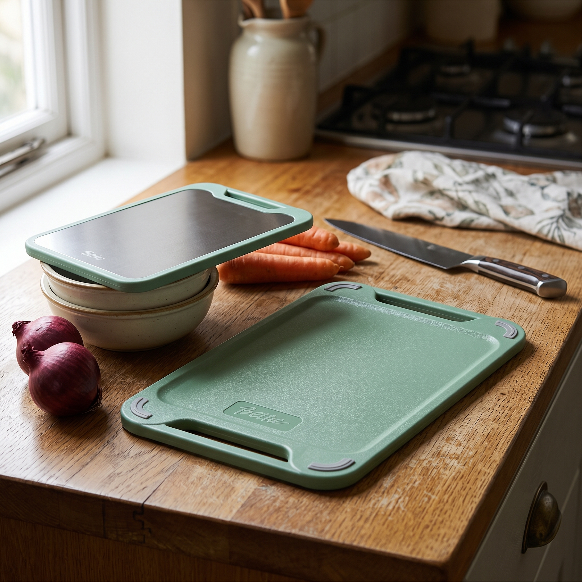 Dupla Double-Sided Cutting Board Steel + PP Surfaces lifestyle 1