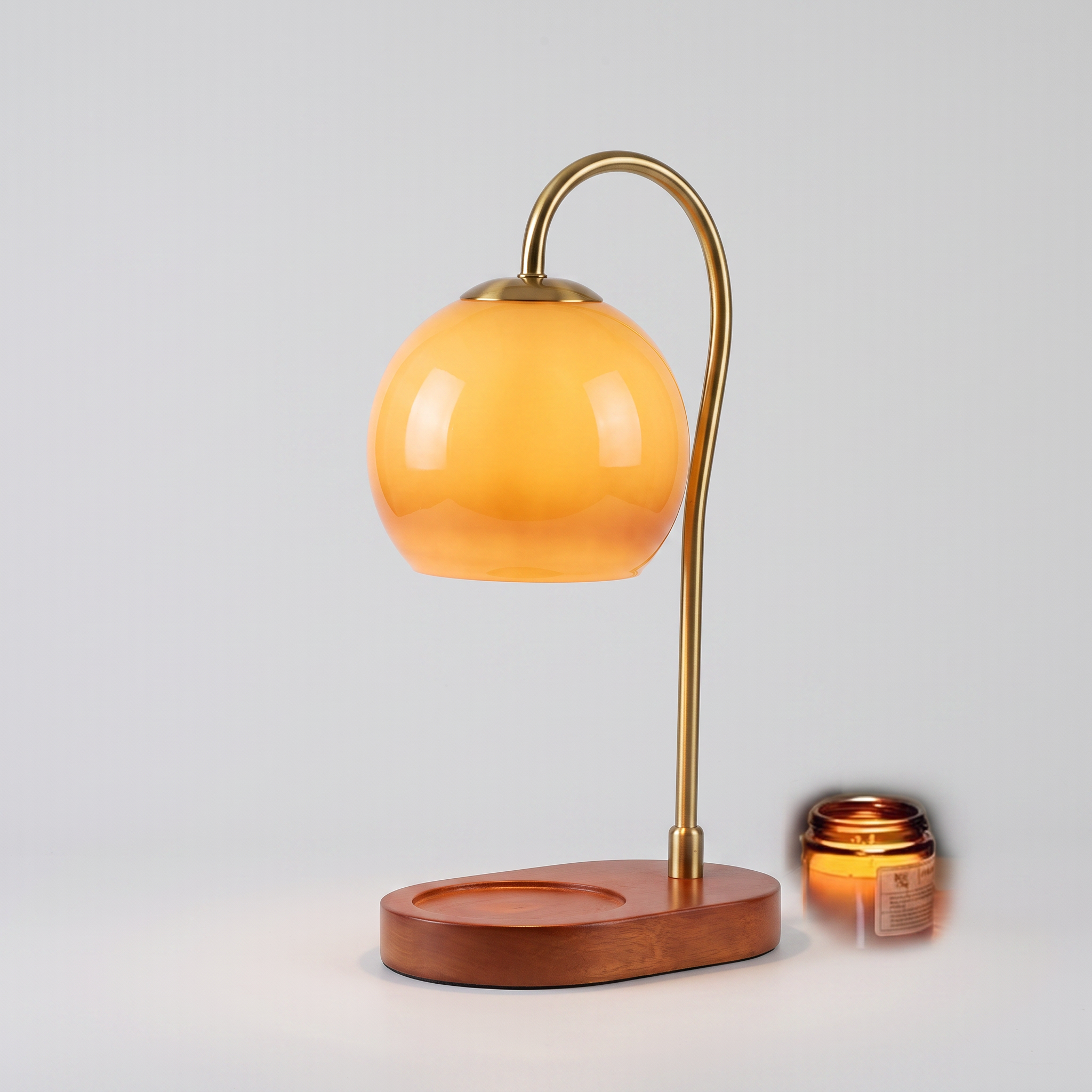 Calda Flameless Candle Warmer Lamp Safe Fragrance Glow studio